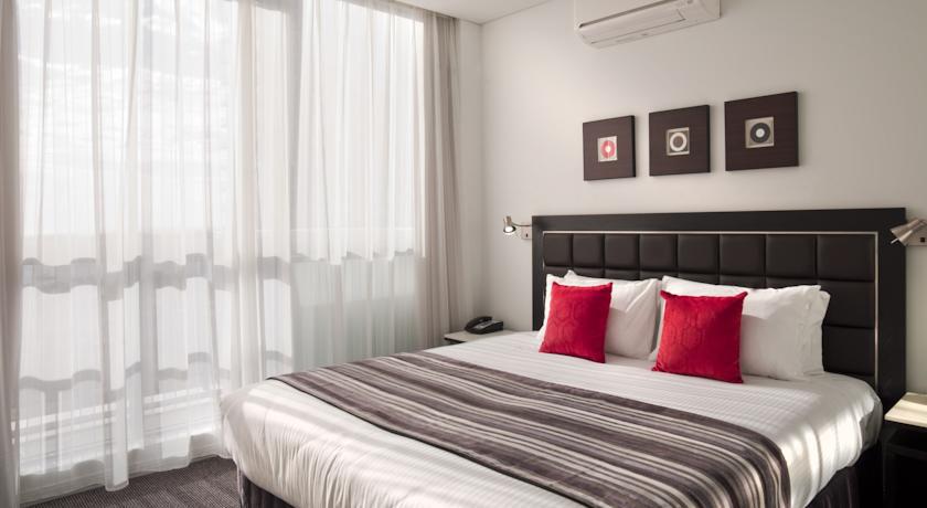 Meriton Serviced Apartments Aqua Street Gold Coast Esterno foto